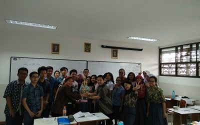SMA Taruna Bakti Konsisten Menyelenggarakan Program Gerakan Pungut Sampah (GPS)