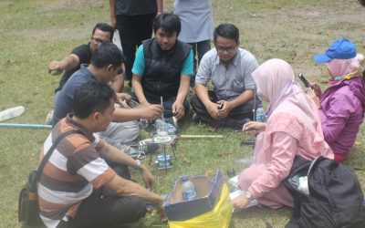 Belajar di Alam Lewat Kuliah Lapangan (Kulap) Guru SMA Taruna Bakti
