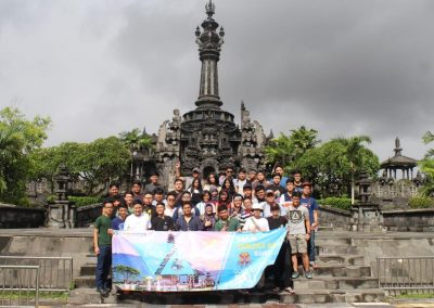 Siswa-Siswi serta para Guru Sedang Berada di Museum Bajra Sandhi.