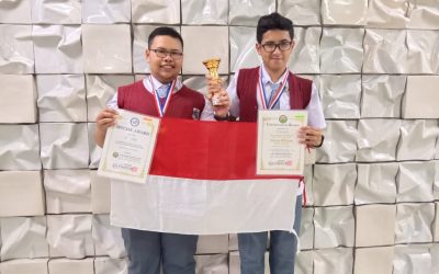 Dua Siswa SMA Taruna Bakti Harumkan Nama Indonesia di Ajang Internasional