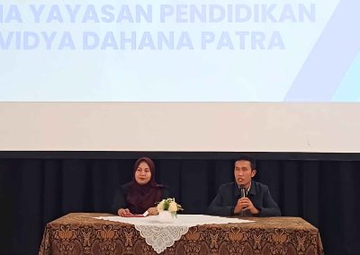 Kepala Sekolah YVDP Bontang Memberikan Sambutan